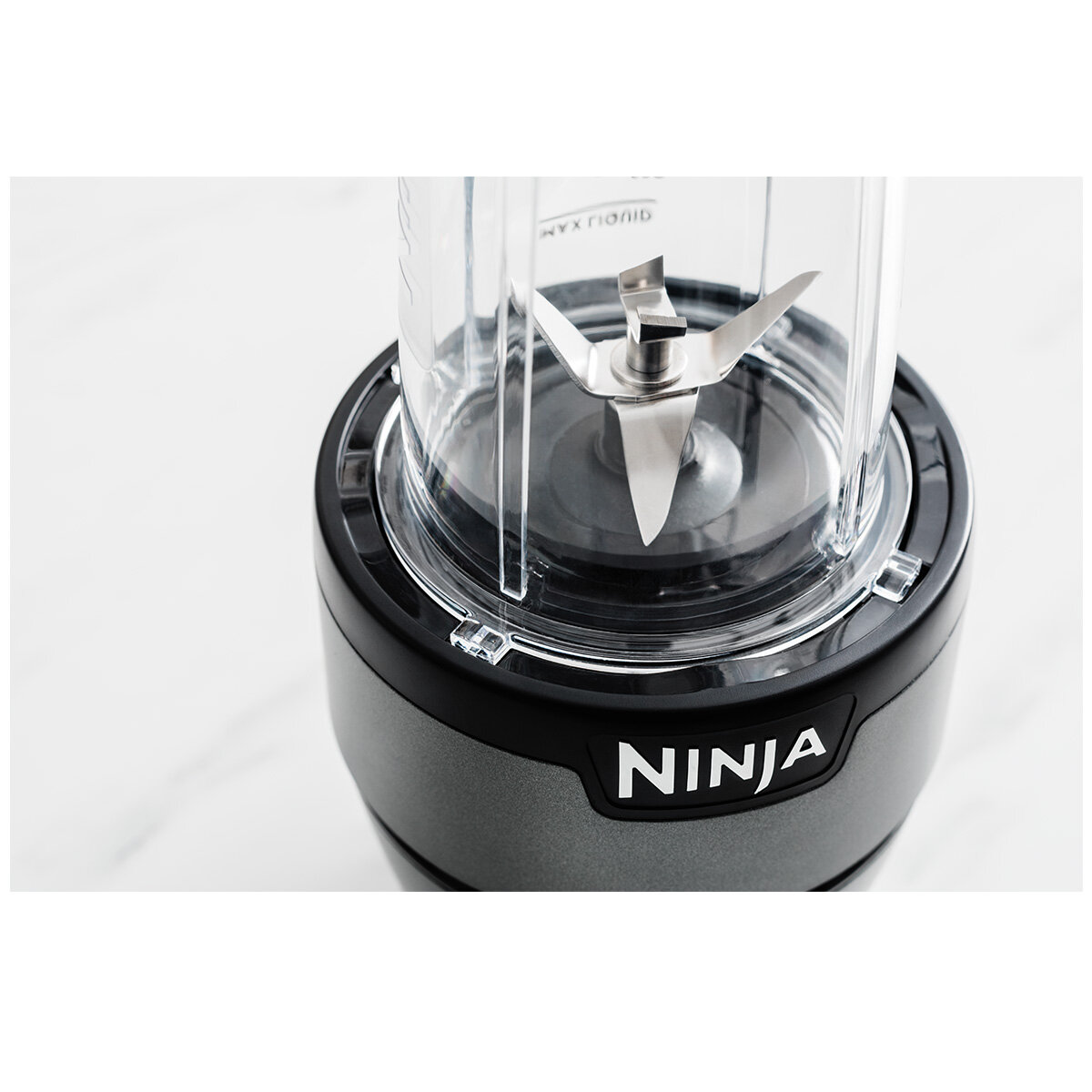 Ninja Nutri-Blender Plus BN450 hero image
