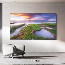CHiQ 55" 4K UHD Android QLED TV U55QM8V hero image