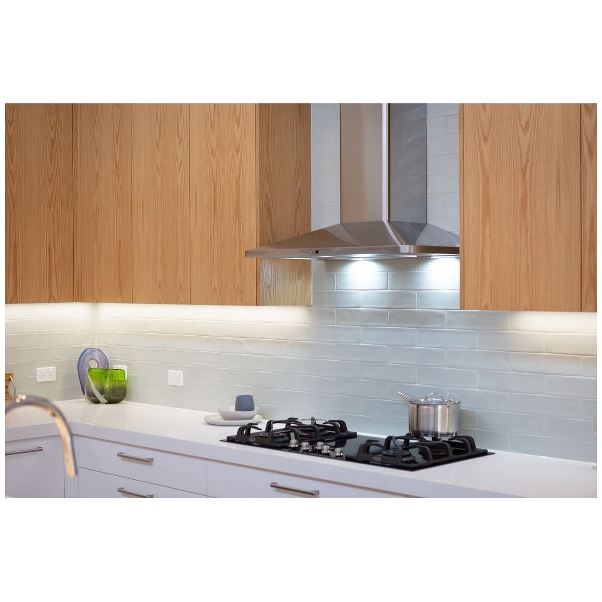 Schweigen 90cm Silent Canopy Rangehood and ISO Drive SP Motor Pack WM2190SPPAK hero image