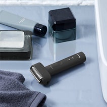 Panasonic Series 300 3-Blade Shaver Black ES-RM3B-K541 hero image