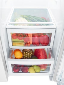 Kelvinator KSE6200WA 620L Side by Side Fridge hero image