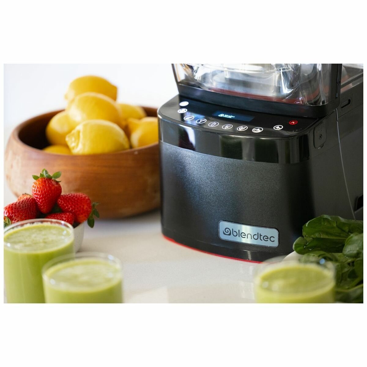 Blendtec Professional 800 Blender with BPA-Free WildSide+ Jar Black P800D3501 hero image