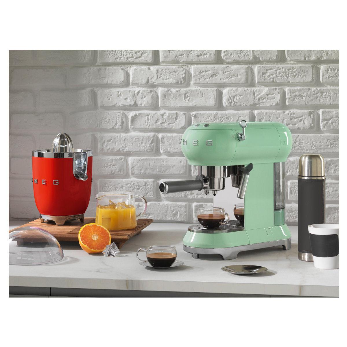 Green coffee shop machine