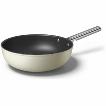 Smeg Five Piece Cookware Set Cream CK5PCCRM hero image