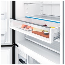 Electrolux 496L Ultimate Taste 500 Bottom Mount Refrigerator Right Hinged Matte Black EBE5007BD-R hero image