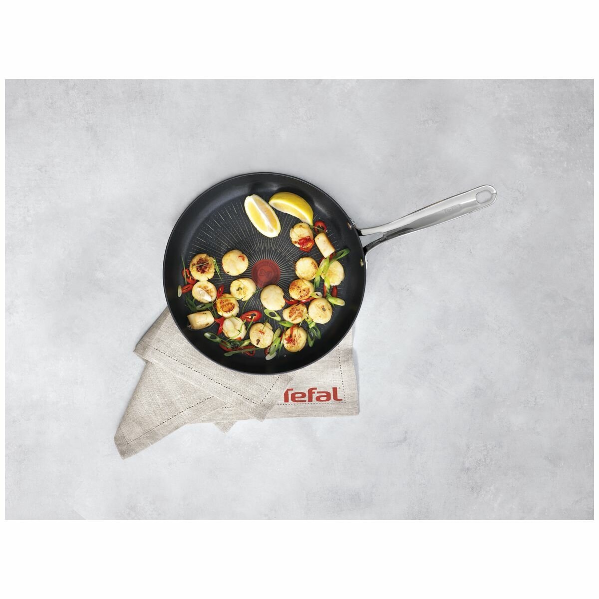 Tefal 28cm Unlimited Premium Non-Stick Induction Frypan G2560616 hero image