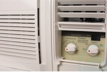 Kelvinator 1.6kW Cooling Only Window Box Air Conditioner KWH15CME hero image