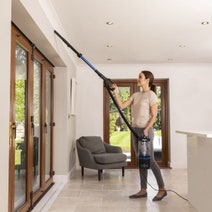 Shark Lift Away Upright Vacuum Cleaner NV602 hero image