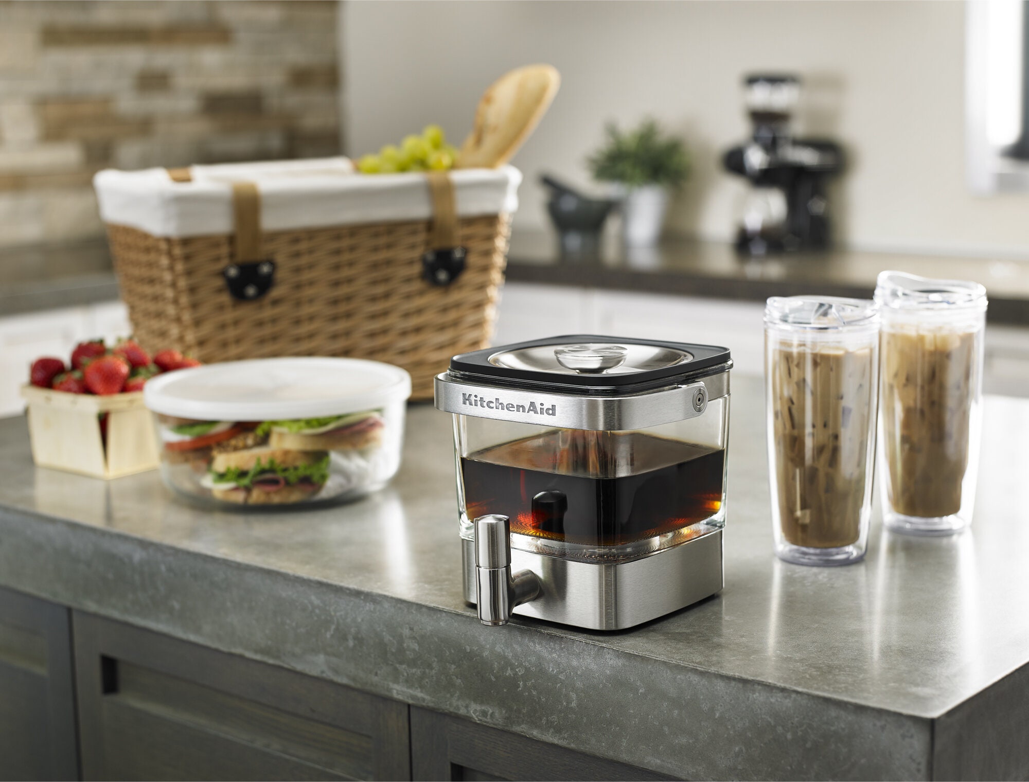 KitchenAid 5KCM4212ASX Cold Brew Coffee 