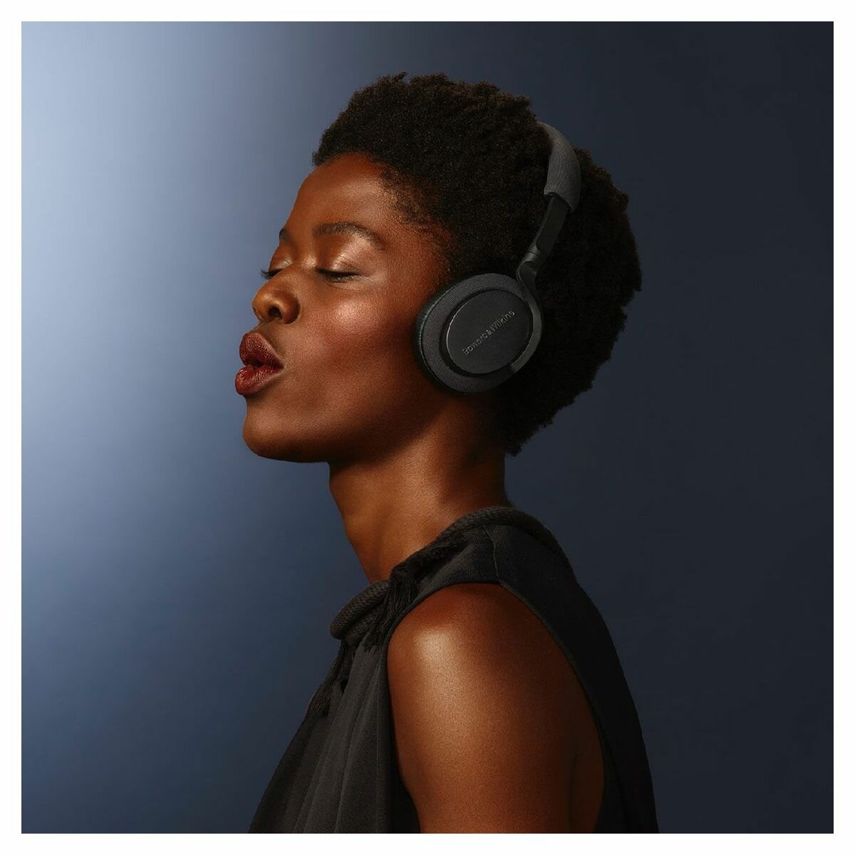 Bowers \u0026 Wilkins PX5 On Ear Noise 