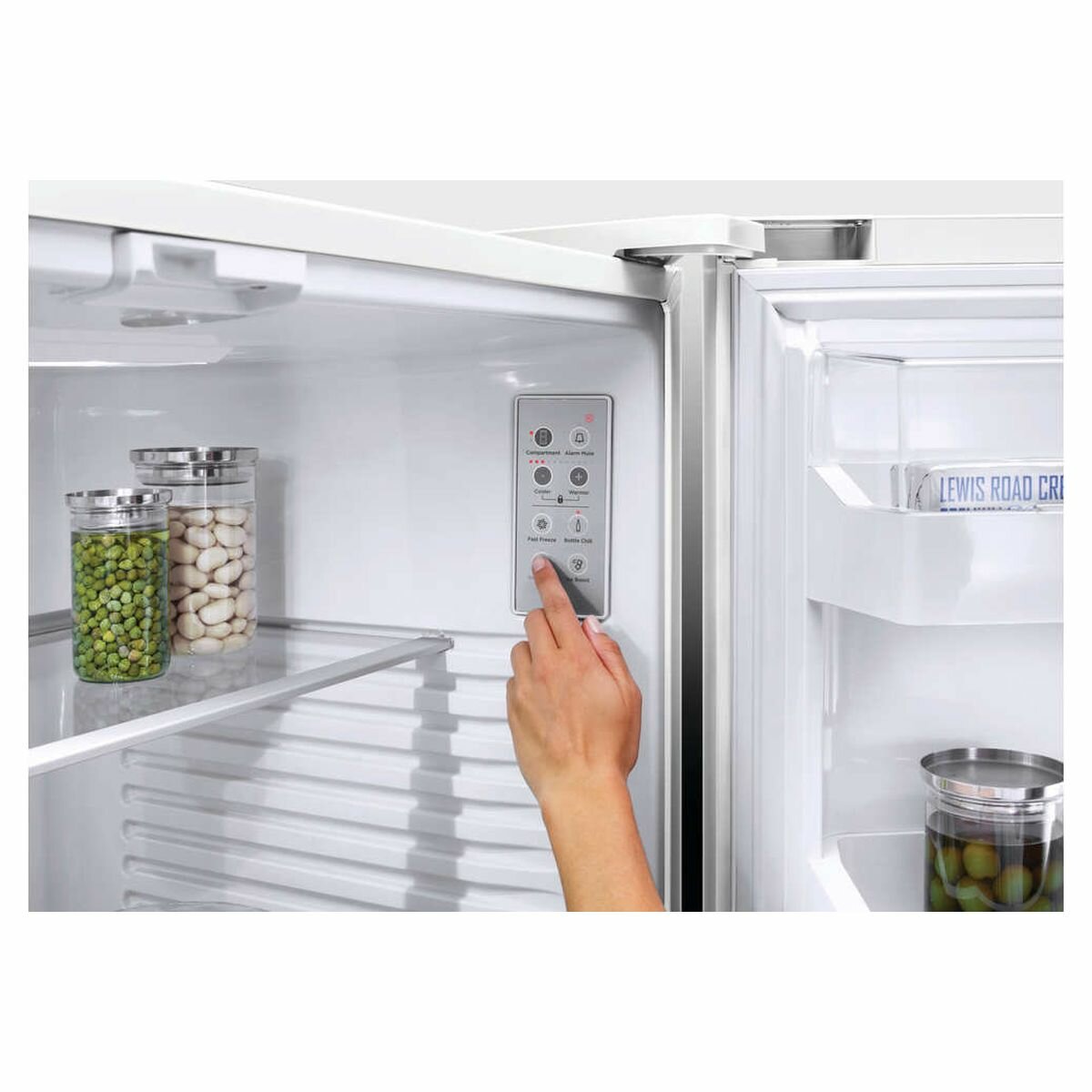 NEW Fisher & Paykel 614L ActiveSmart French Door Fridge RF610ADW5