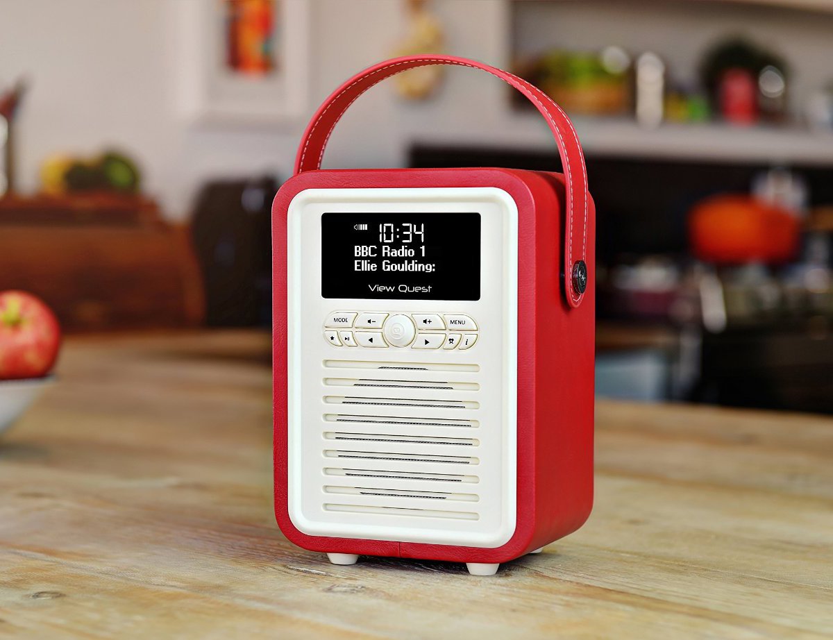 Margaret Mitchell este aficionado retro dab radio alarm clock montar